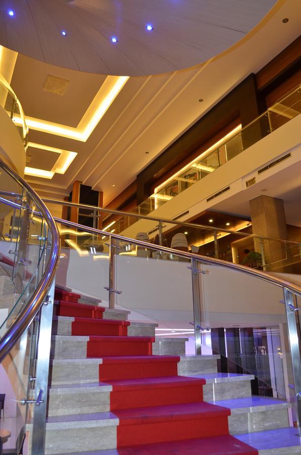 Pemalang Regina Hotel מראה חיצוני תמונה