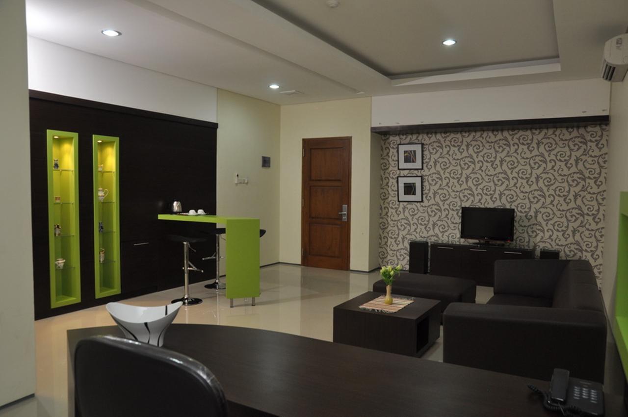 Pemalang Regina Hotel מראה חיצוני תמונה